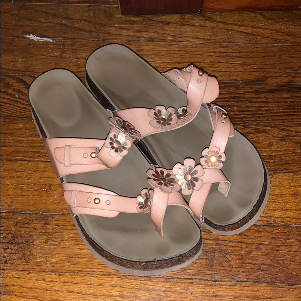 Pink/Rose Gold Birkenstock’s